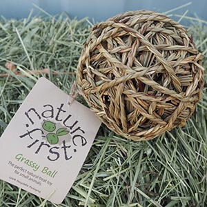 Happy pet ruohopallo 11cm